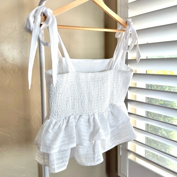 Lost + Wander Peplum Tank Top Size Medium in White with Ruffle Tiers - Picture 4 of 7
